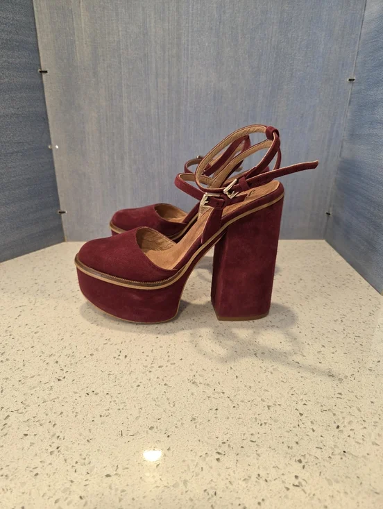 Anthropologie Free People Twin Sundown Platform Sandals In Maroon Suede - Picture 3 of 12